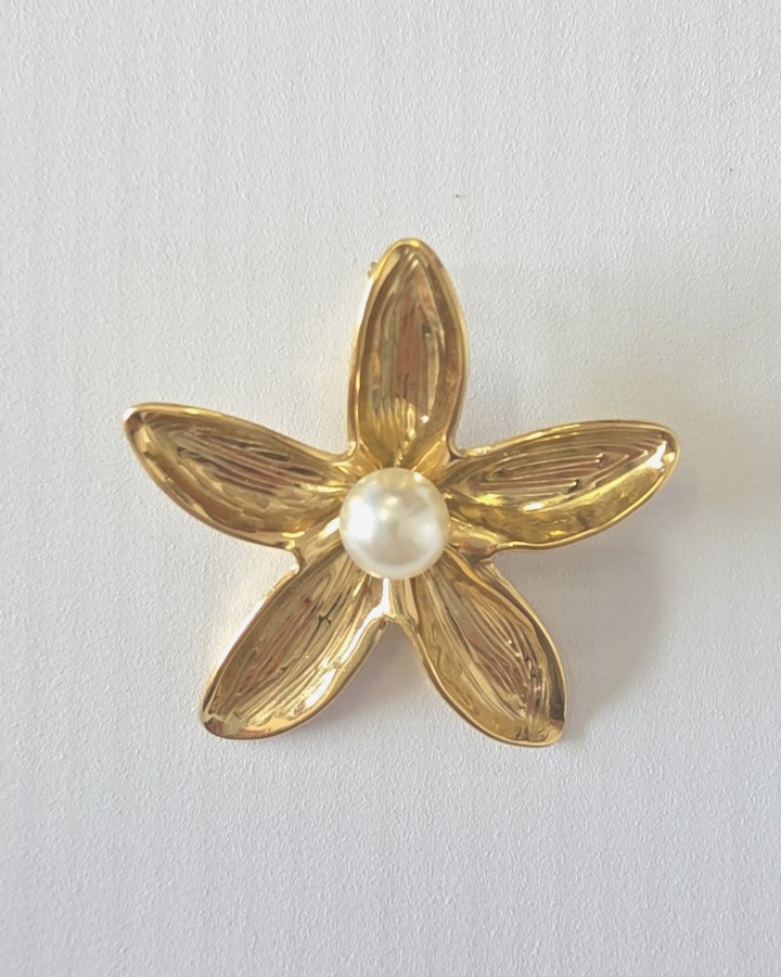 PENDIENTES FLOR CON PERLA - ACERO INOXIDABLE