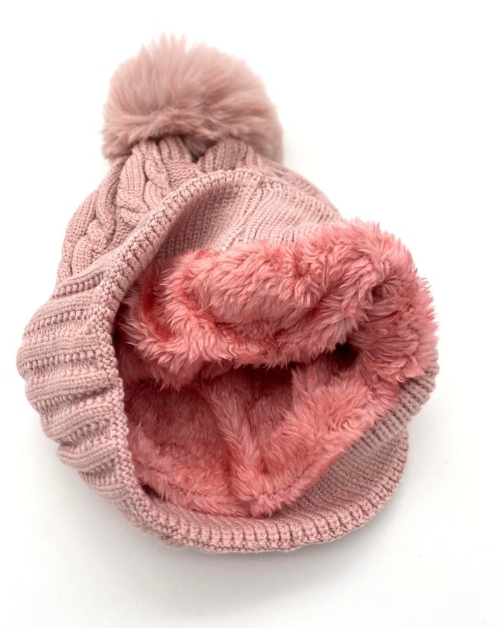 GORRO DE PUNTO TRENZADO