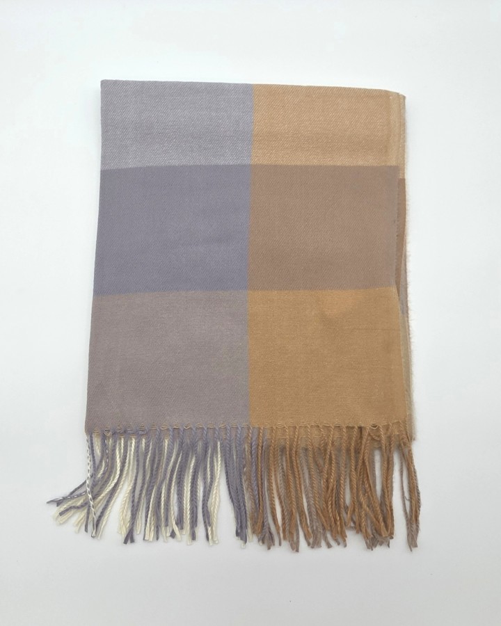 BUFANDA CUADROS MULTICOLOR CON FLECOS