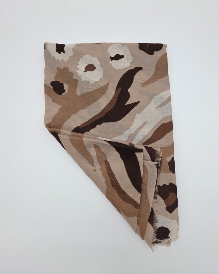 PAÑUELO ANIMAL PRINT CON FLECOS