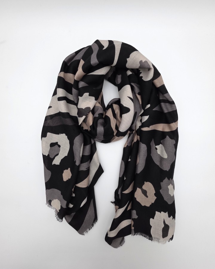 PAÑUELO ANIMAL PRINT CON FLECOS