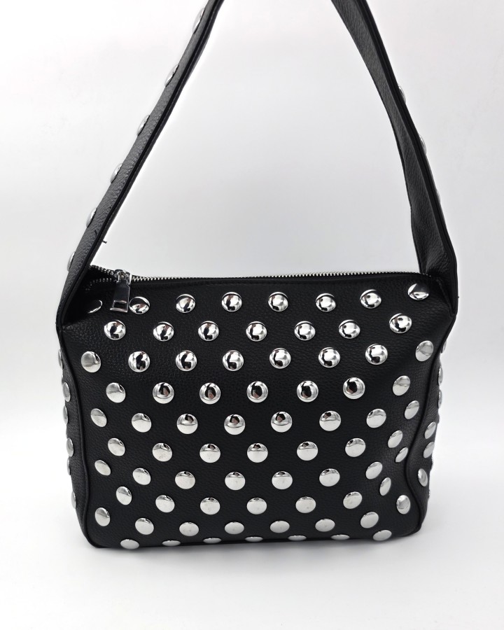 BOLSO DE HOMBRO CON TACHUELAS
