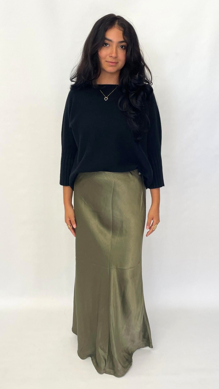 FALDA LARGA SATINADA