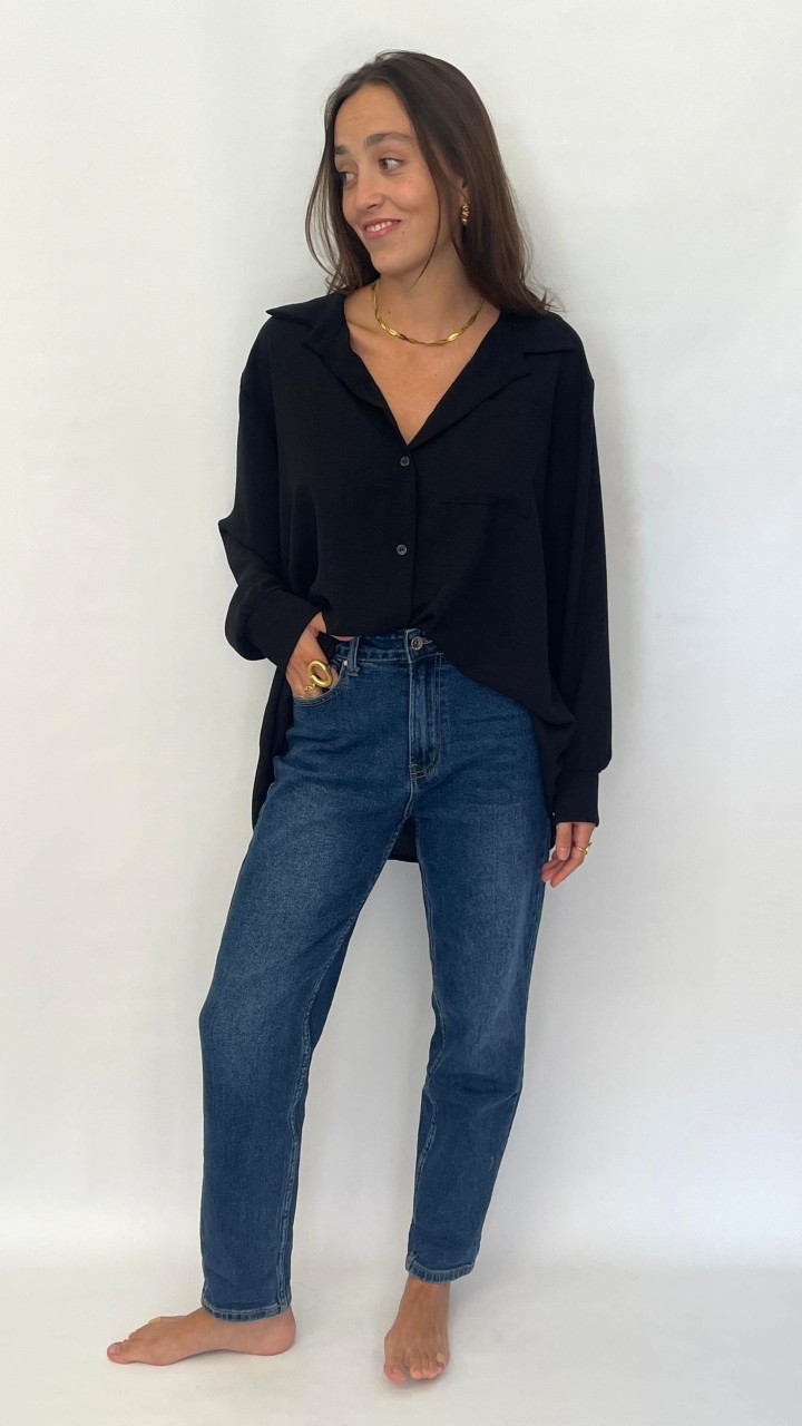 JEANS MOM FIT TIRO ALTO