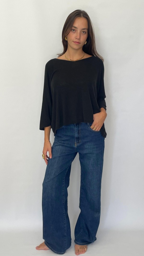 JEANS RECTOS TIRO ALTO