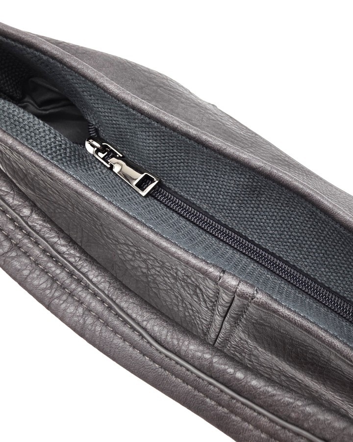 BOLSO SHOPPER EFECTO PIEL TACHUELAS LATERALES