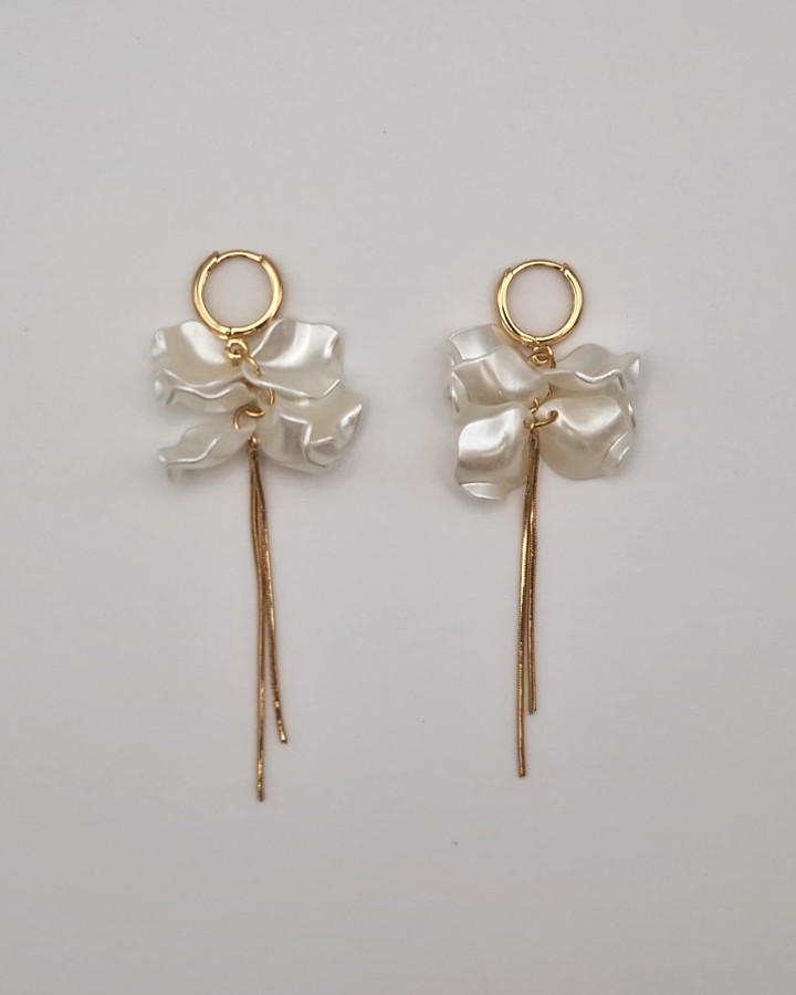 AROS PÉTALOS FLOR BLANCA